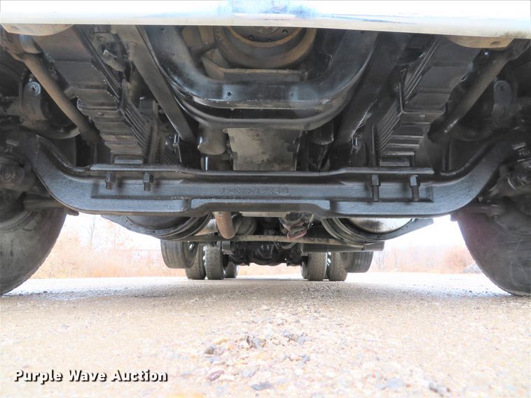 image for item DH1698 1998 Ford LT9000 dump truck