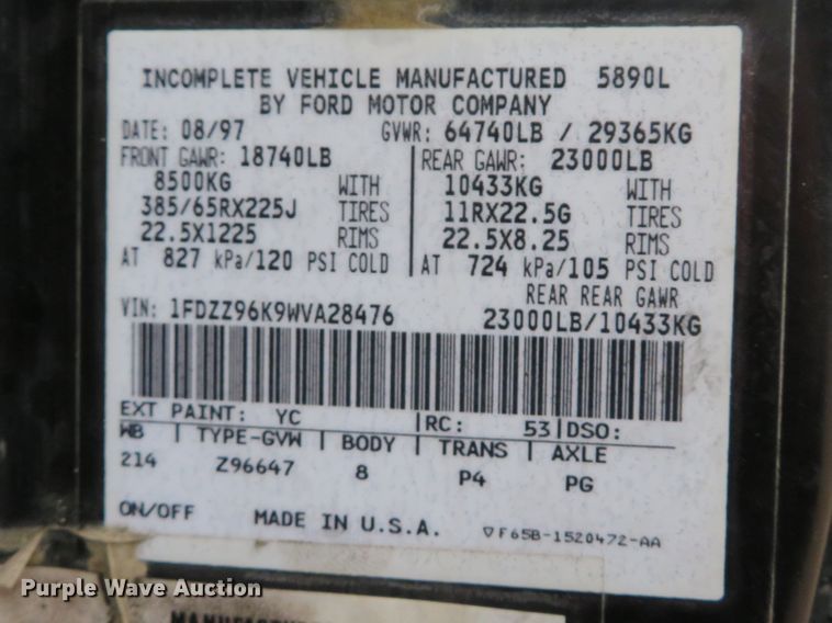 image for item DH1698 1998 Ford LT9000 dump truck