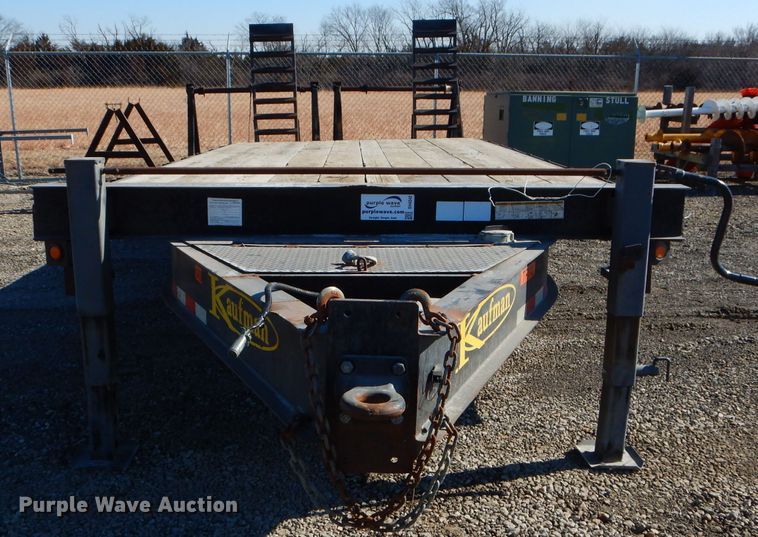 image for item DH4342 2009 Kaufman equipment trailer