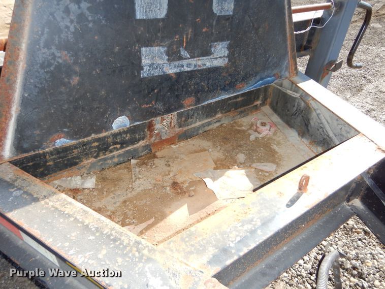 image for item DH4342 2009 Kaufman equipment trailer