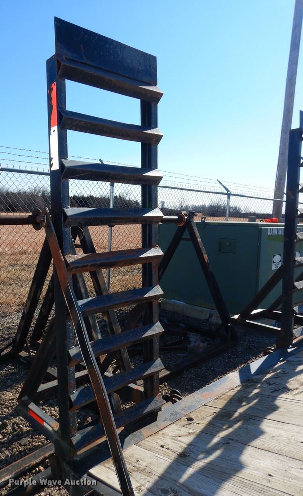 image for item DH4342 2009 Kaufman equipment trailer