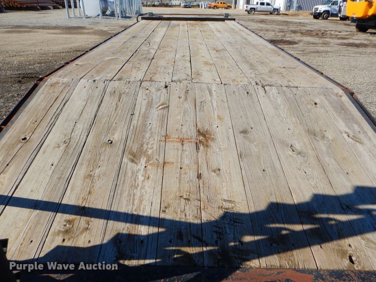 image for item DH4342 2009 Kaufman equipment trailer