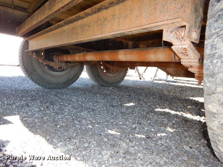 image for item DH4342 2009 Kaufman equipment trailer