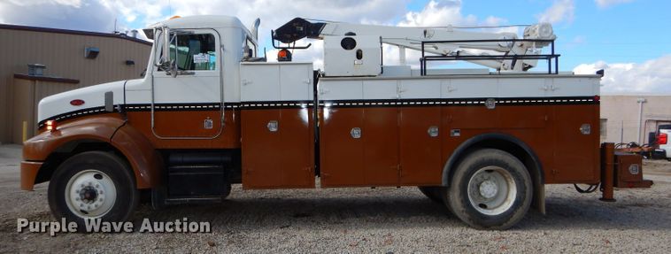 image for item DH4412 2004 Peterbilt 330 service truck with crane