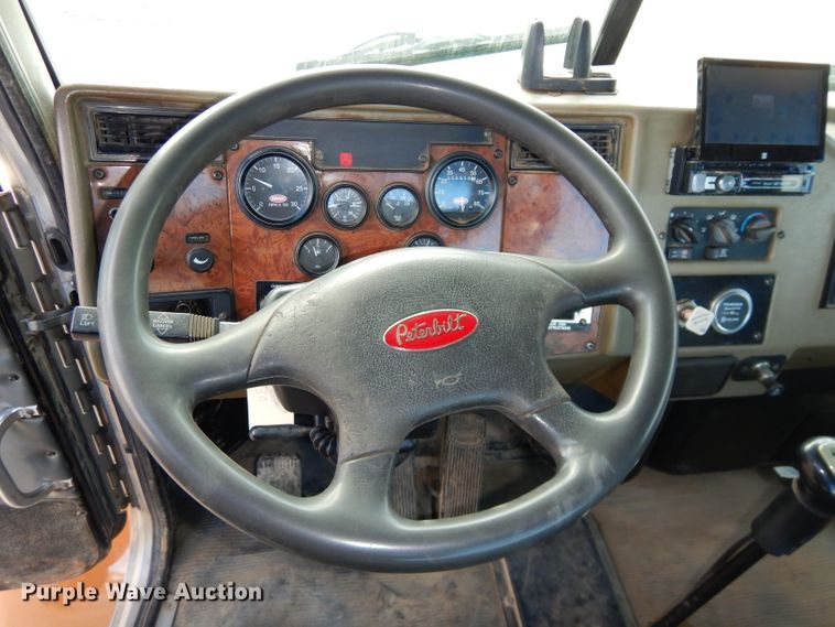 image for item DH4412 2004 Peterbilt 330 service truck with crane