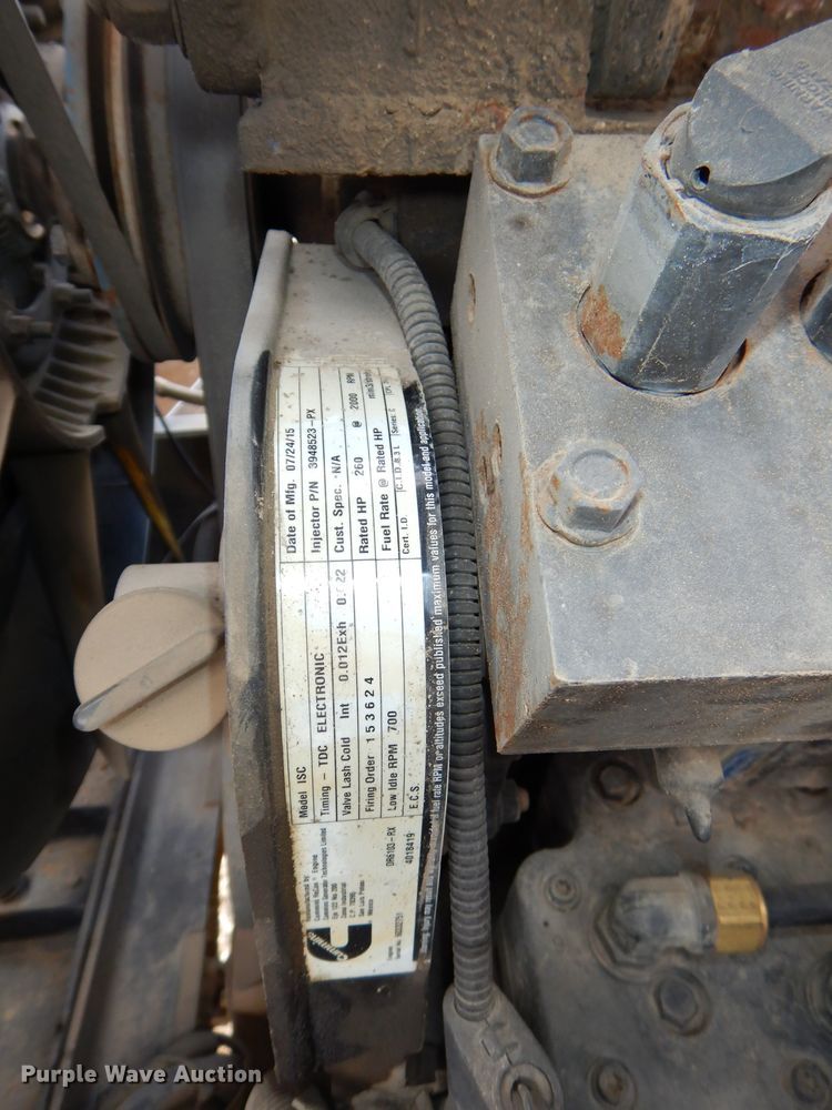 image for item DH4412 2004 Peterbilt 330 service truck with crane