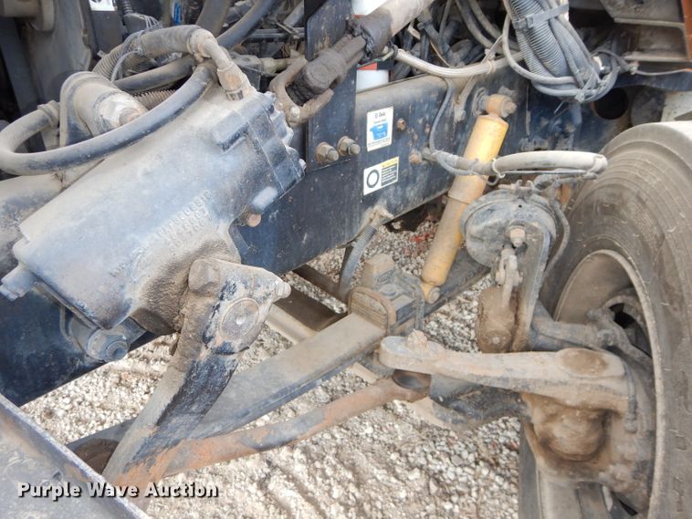 image for item DH4412 2004 Peterbilt 330 service truck with crane