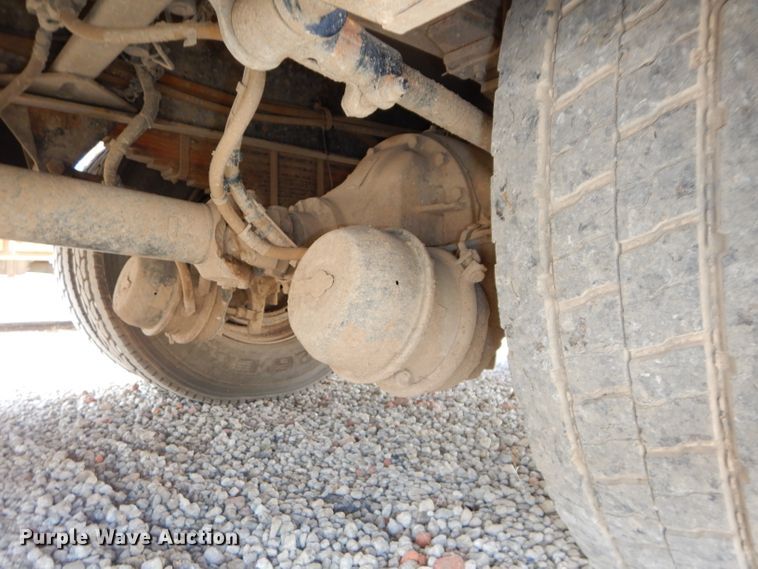 image for item DH4412 2004 Peterbilt 330 service truck with crane