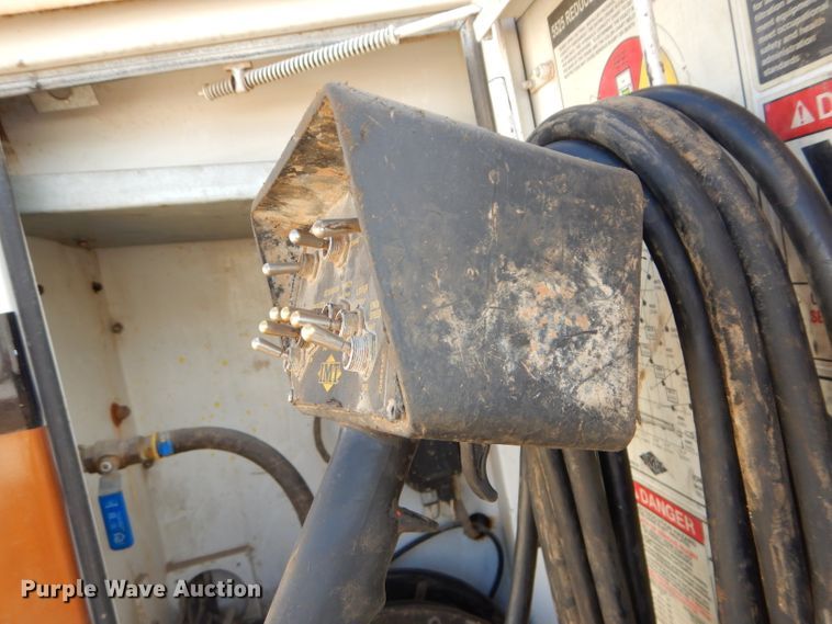 image for item DH4412 2004 Peterbilt 330 service truck with crane