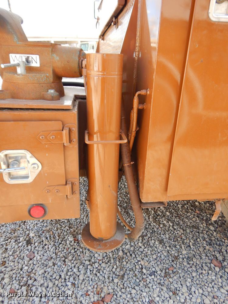 image for item DH4412 2004 Peterbilt 330 service truck with crane