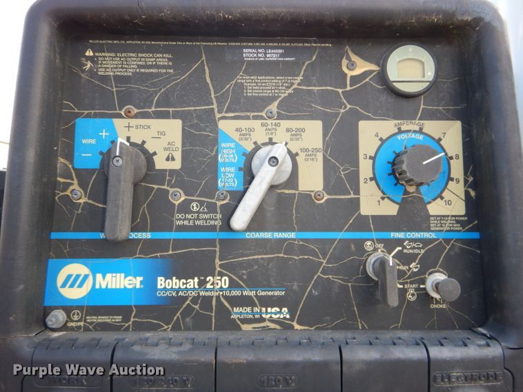 image for item DH4412 2004 Peterbilt 330 service truck with crane