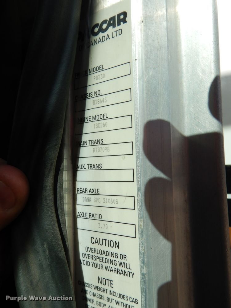 image for item DH4412 2004 Peterbilt 330 service truck with crane