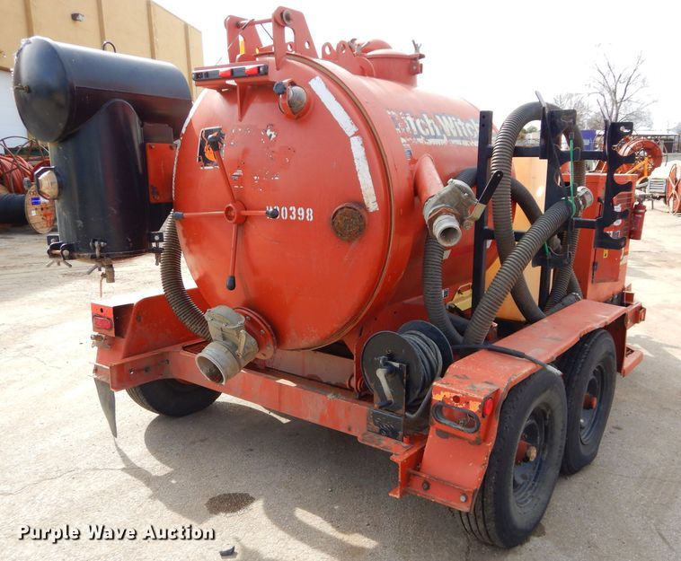 image for item DH4418 2010 Ditch Witch FX30 vacuum excavator