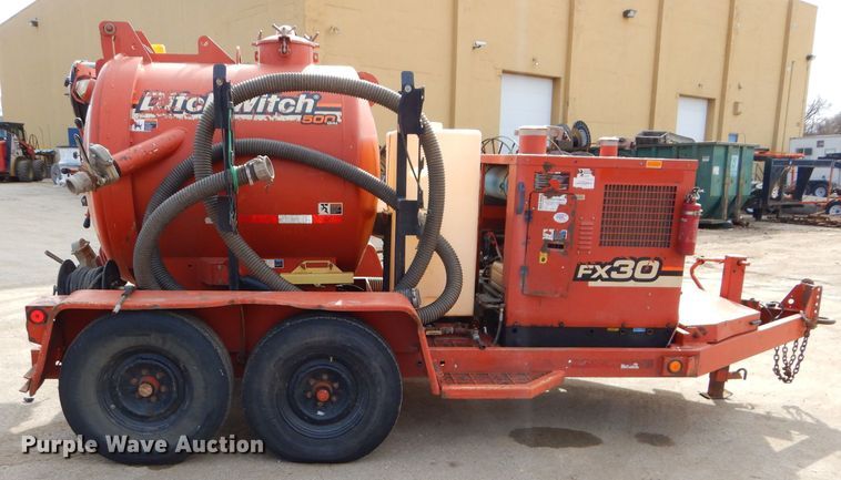image for item DH4418 2010 Ditch Witch FX30 vacuum excavator