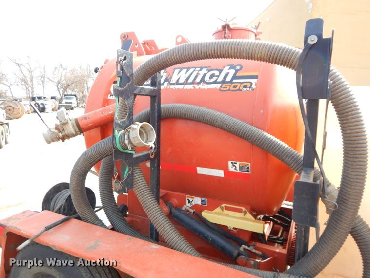 image for item DH4418 2010 Ditch Witch FX30 vacuum excavator