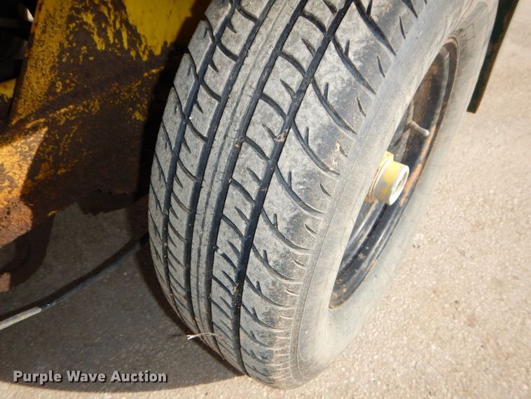 image for item DH4419 1999 Ring-o-matic 500 vacuum excavator