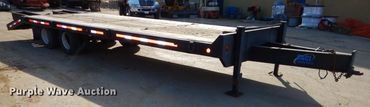 image for item DH4420 1995 Towmaster equipment trailer