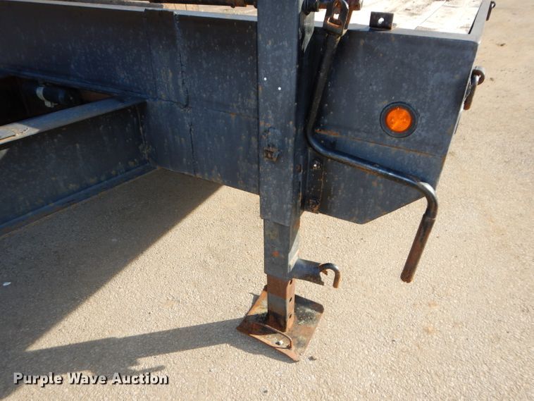 image for item DH4420 1995 Towmaster equipment trailer