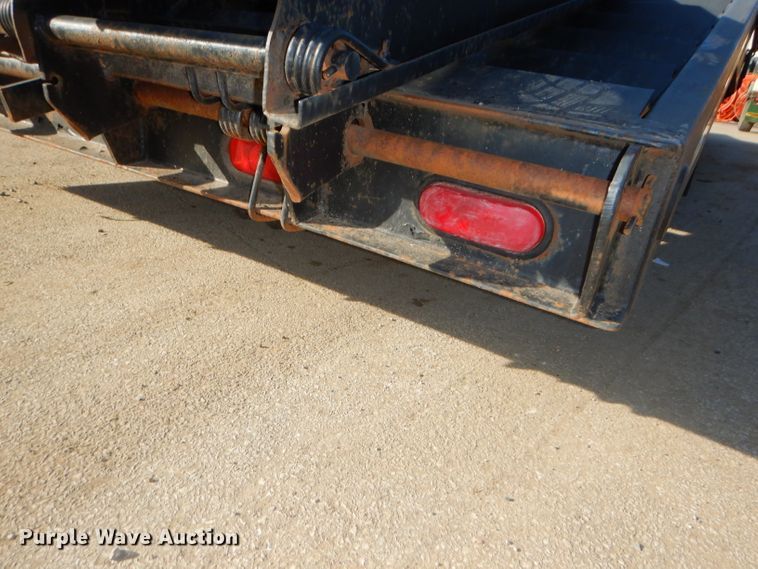 image for item DH4420 1995 Towmaster equipment trailer