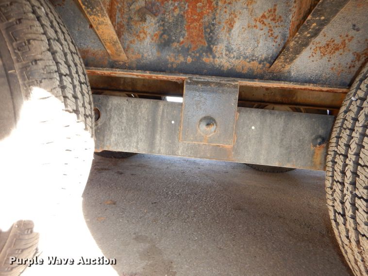 image for item DH4420 1995 Towmaster equipment trailer