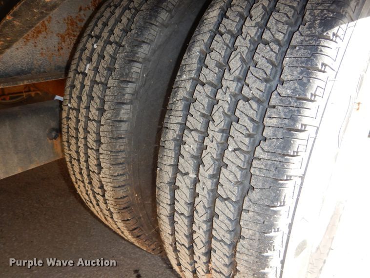 image for item DH4420 1995 Towmaster equipment trailer