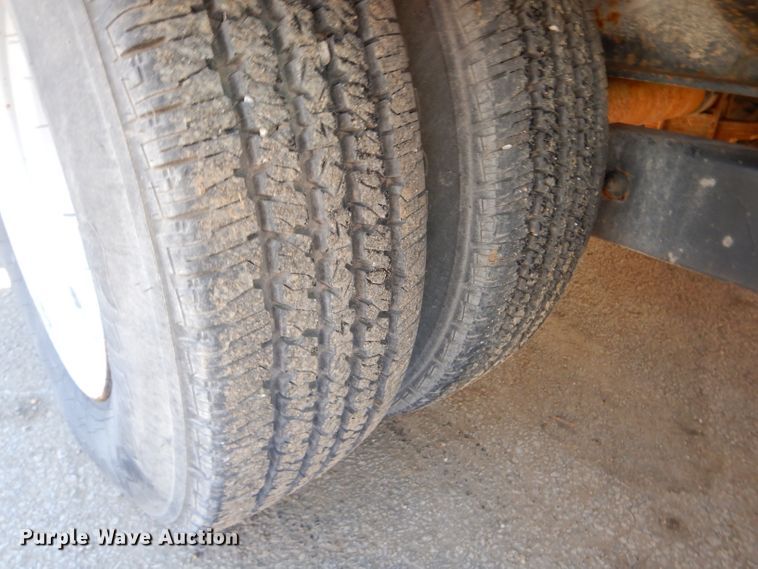 image for item DH4420 1995 Towmaster equipment trailer