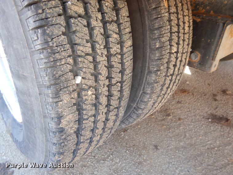 image for item DH4420 1995 Towmaster equipment trailer