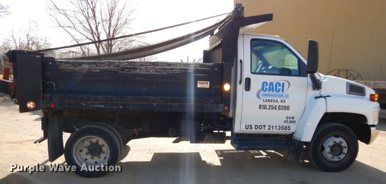 image for item DH4421 2003 GMC C4500 dump truck