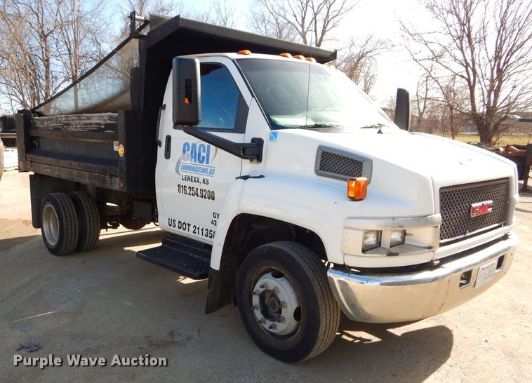 image for item DH4421 2003 GMC C4500 dump truck