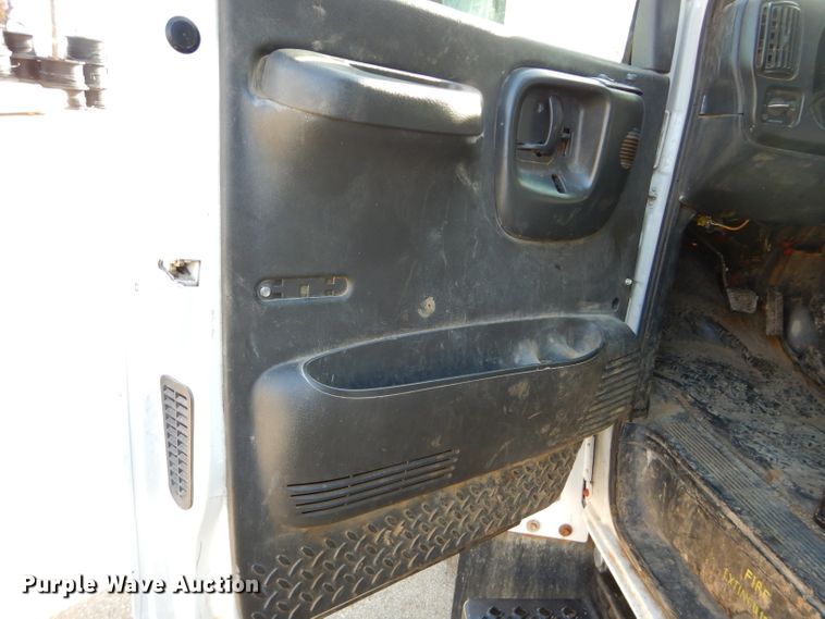 image for item DH4421 2003 GMC C4500 dump truck