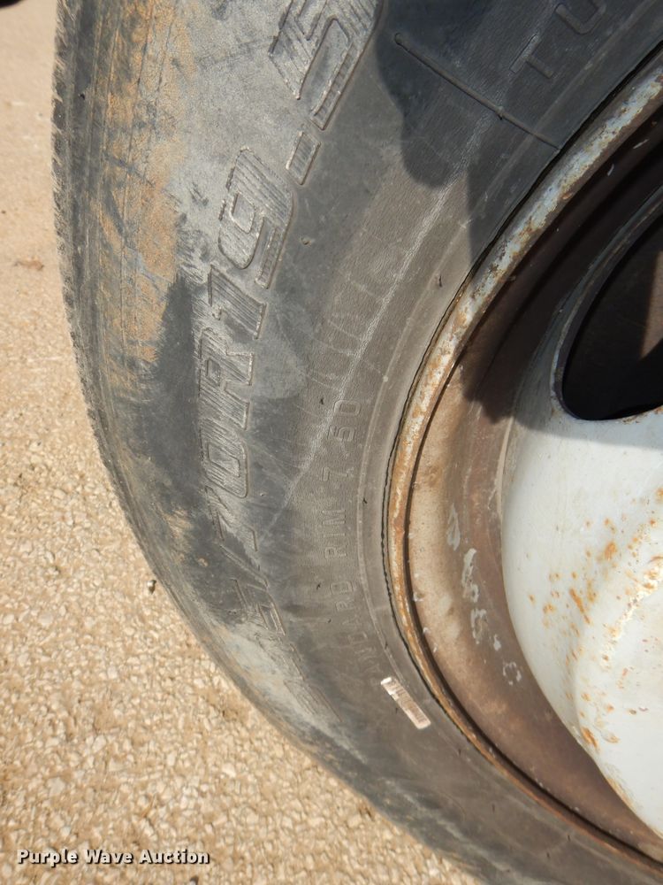 image for item DH4421 2003 GMC C4500 dump truck