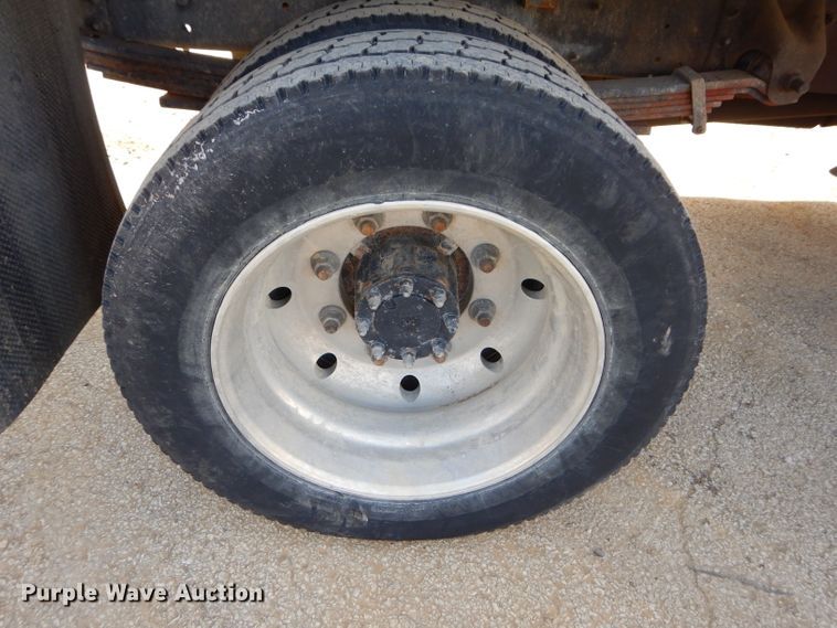 image for item DH4421 2003 GMC C4500 dump truck