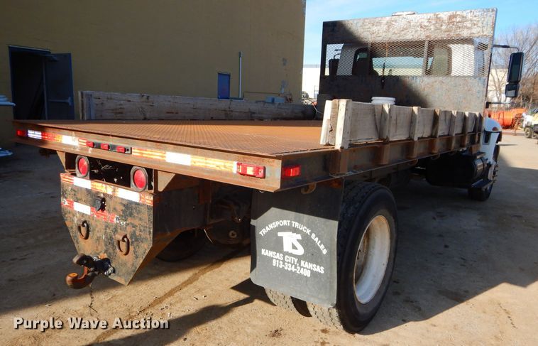 image for item DH4422 2006 International 4300 flatbed truck