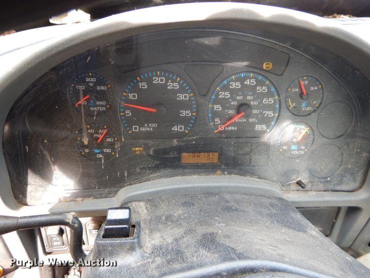 image for item DH4422 2006 International 4300 flatbed truck