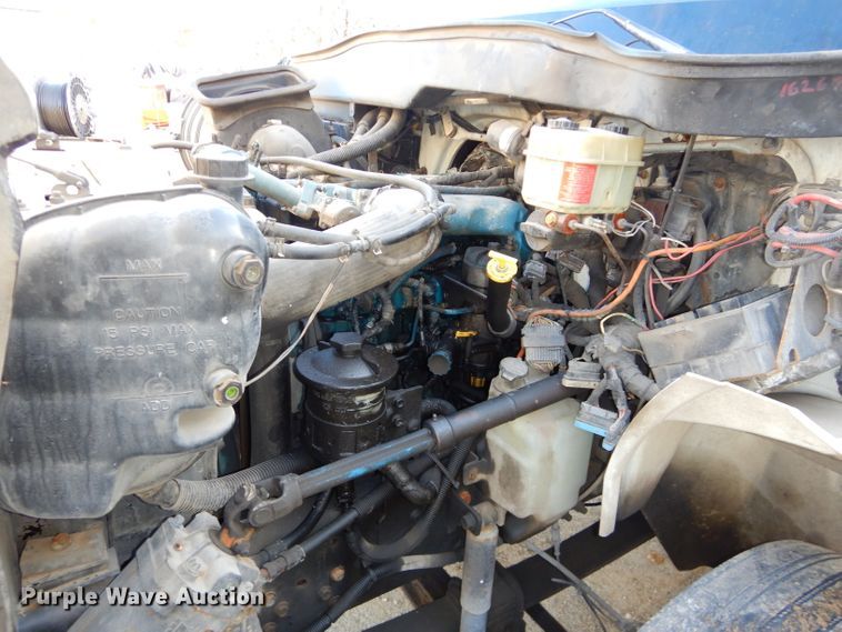 image for item DH4422 2006 International 4300 flatbed truck