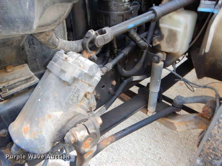 image for item DH4422 2006 International 4300 flatbed truck