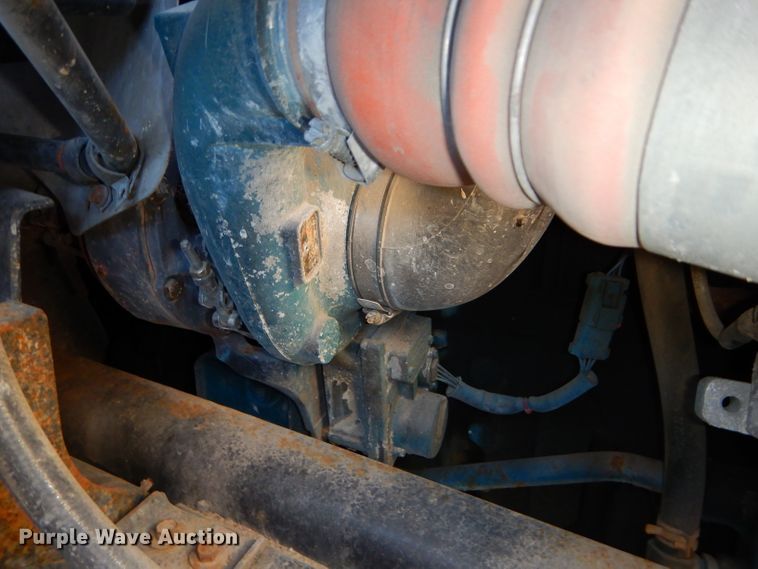 image for item DH4422 2006 International 4300 flatbed truck