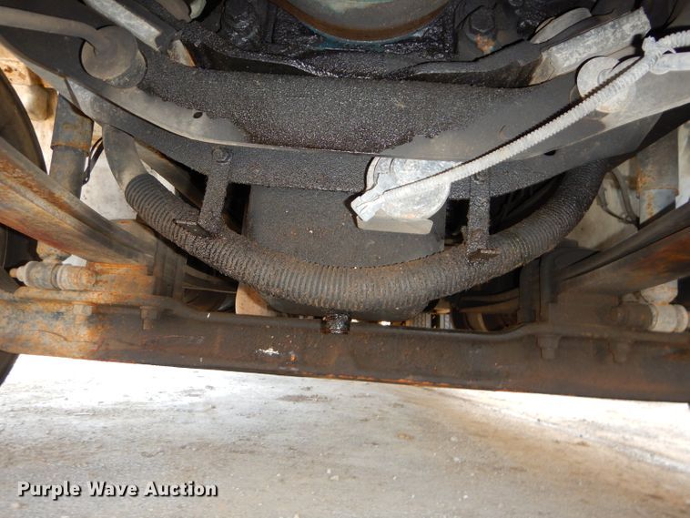 image for item DH4422 2006 International 4300 flatbed truck