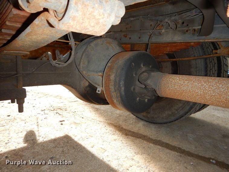 image for item DH4422 2006 International 4300 flatbed truck