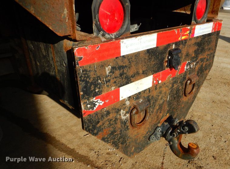 image for item DH4422 2006 International 4300 flatbed truck