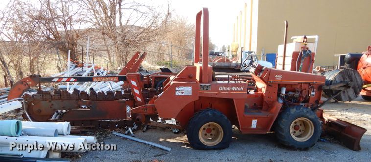 image for item DH4423 1987 Ditch Witch 4010 trencher