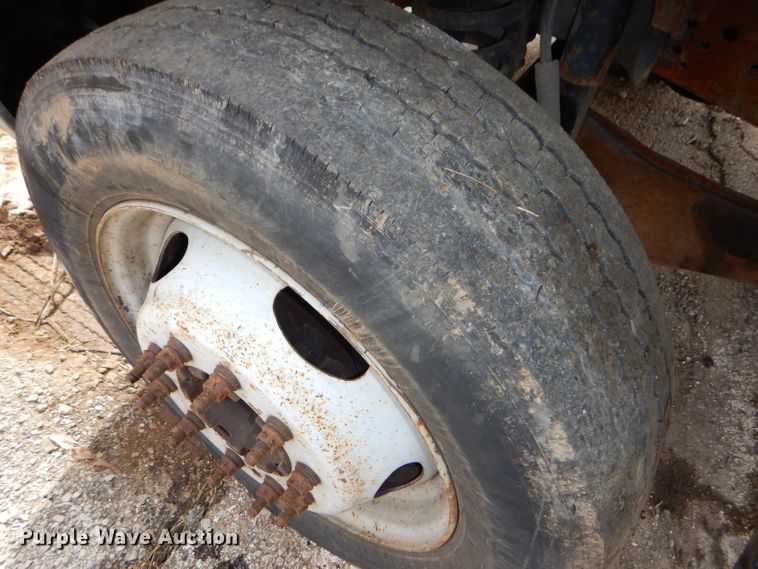 image for item DH4424 2007 Ford F450 Super Duty flatbed truck