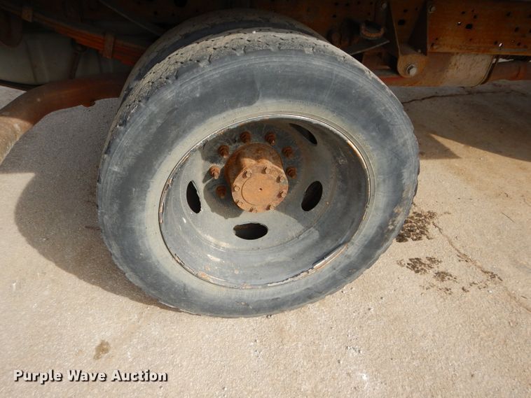 image for item DH4424 2007 Ford F450 Super Duty flatbed truck