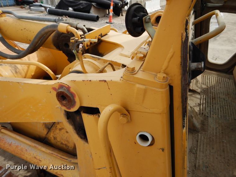 image for item DH4425 1999 Caterpillar 963B  crawler loader