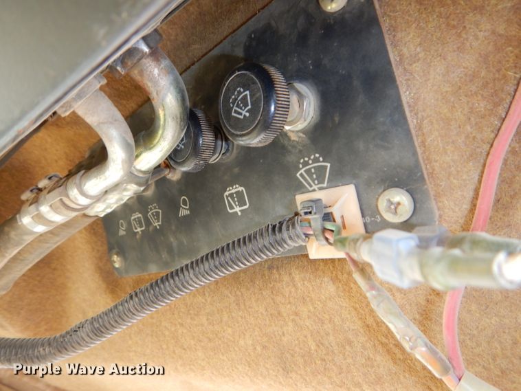 image for item DH4425 1999 Caterpillar 963B  crawler loader