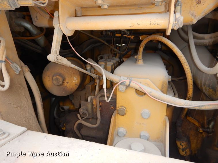 image for item DH4425 1999 Caterpillar 963B  crawler loader