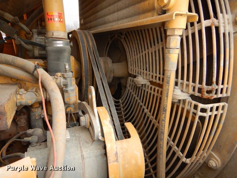 image for item DH4425 1999 Caterpillar 963B  crawler loader