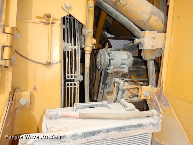 image for item DH4425 1999 Caterpillar 963B  crawler loader