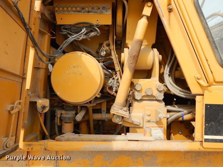 image for item DH4425 1999 Caterpillar 963B  crawler loader