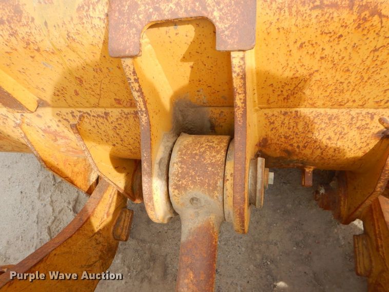 image for item DH4425 1999 Caterpillar 963B  crawler loader